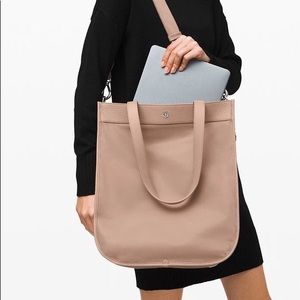Lululemon Now and Always Large Tote